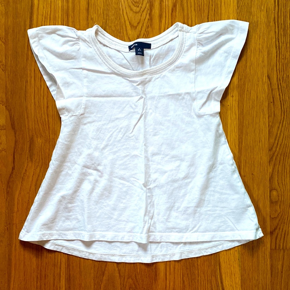 LAST CHANCE*** Gap White Tee butterfly sleeve